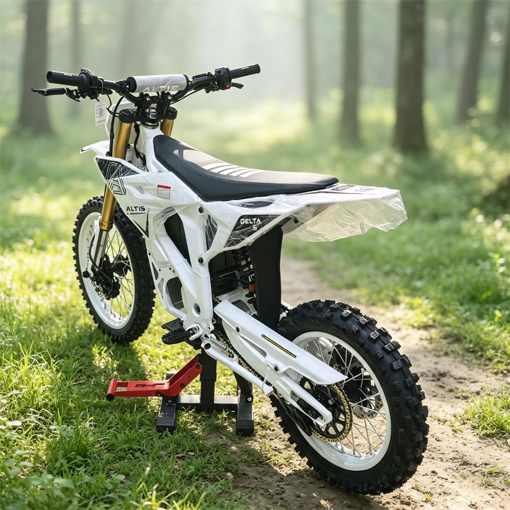 Motocicleta Altis Delta S Ghos - Outdoor Adventure And Travel reseña y precio